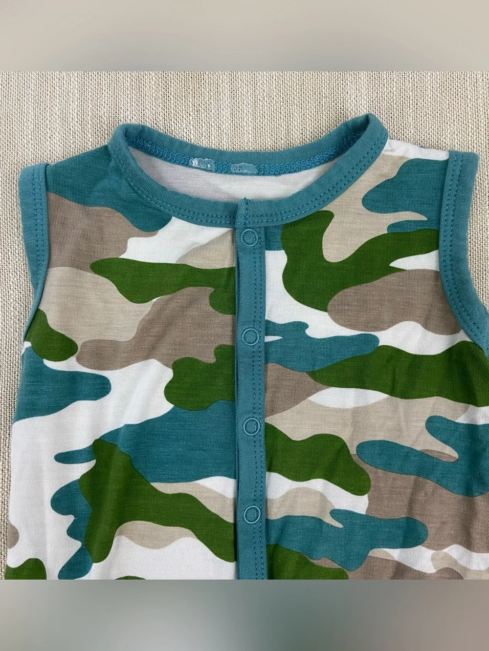 Kyte Baby Sleeveless Snap Button Camo Romper 3-6 Months